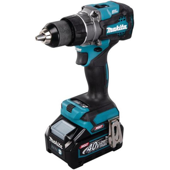 Makita DF001GM201 XGT Pora/ruuvinväännin mukana akut 40 V 4,0 Ah, laturi ja laukku