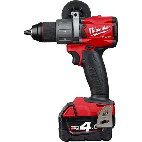 Milwaukee M18 FPD2-402C Iskuporakone sis. 4,0 Ah:n akut ja laturin
