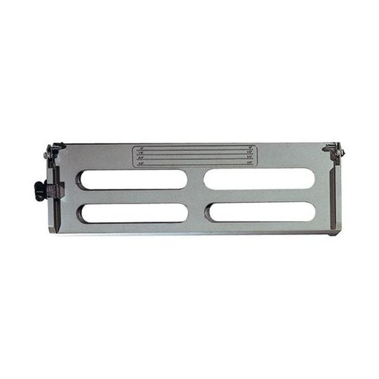 Makita 192506-3 Sovitin mallin 5903RK ohjainkiskoon