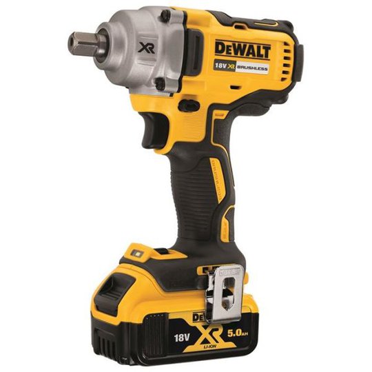 Dewalt DCF894P2 Mutterinväännin sis. 5,0 Ah:n akut ja laturin